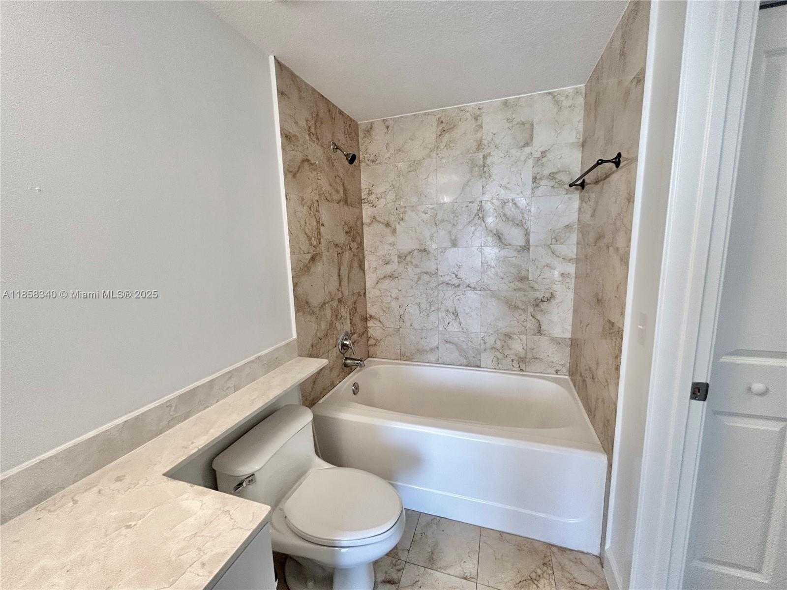 Small Image of 170 SOUTH EAST 14TH ST #3006, Miami Number 13