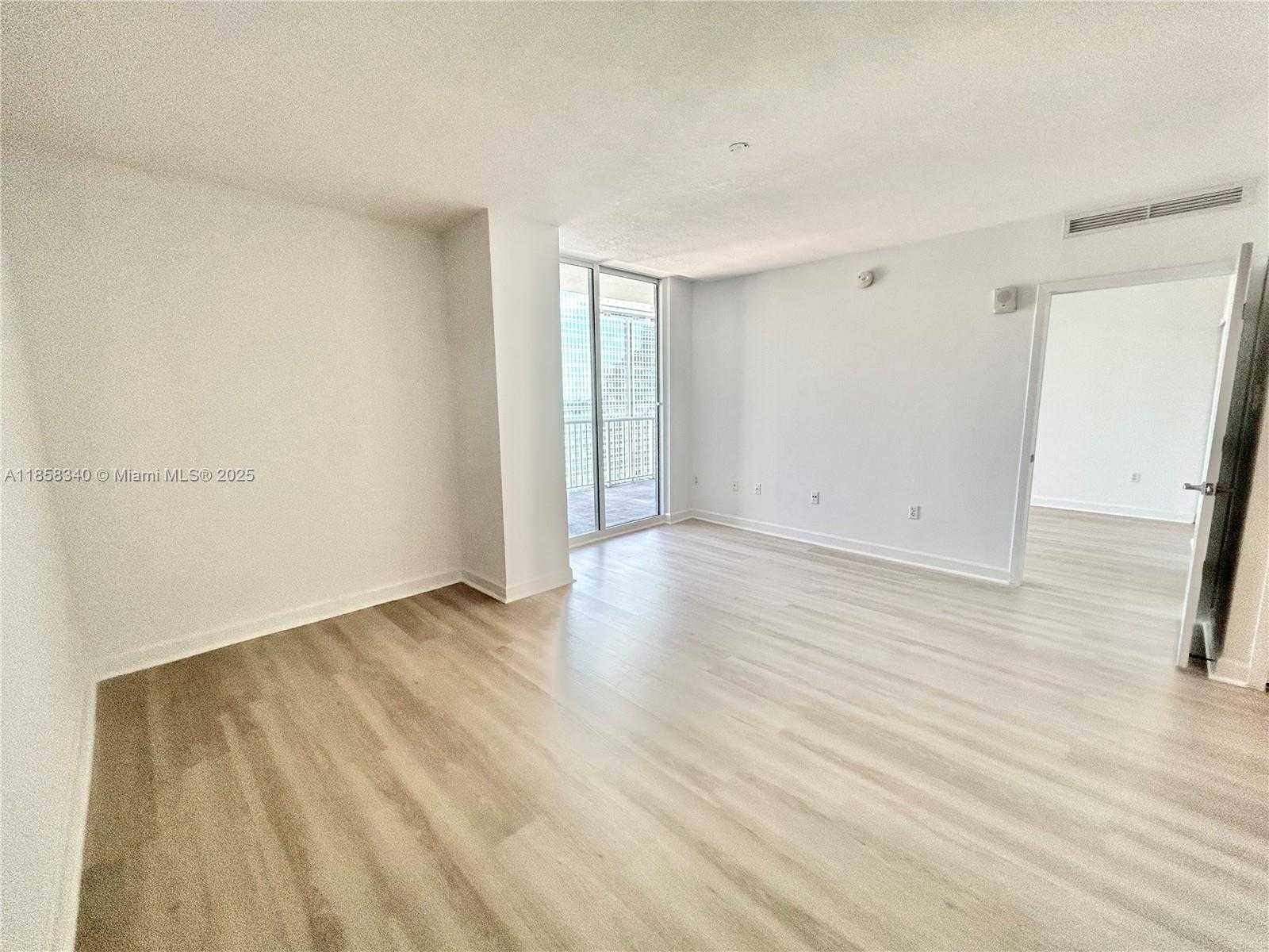 Small Image of 170 SOUTH EAST 14TH ST #3006, Miami Number 8