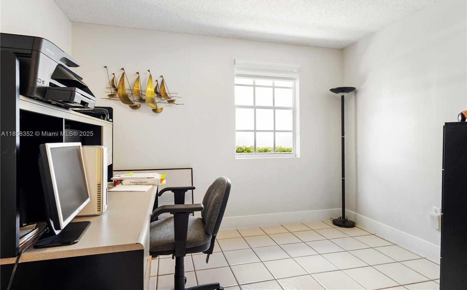 Small Image of 4678 NORTH WEST 103RD CT, Doral Number 15