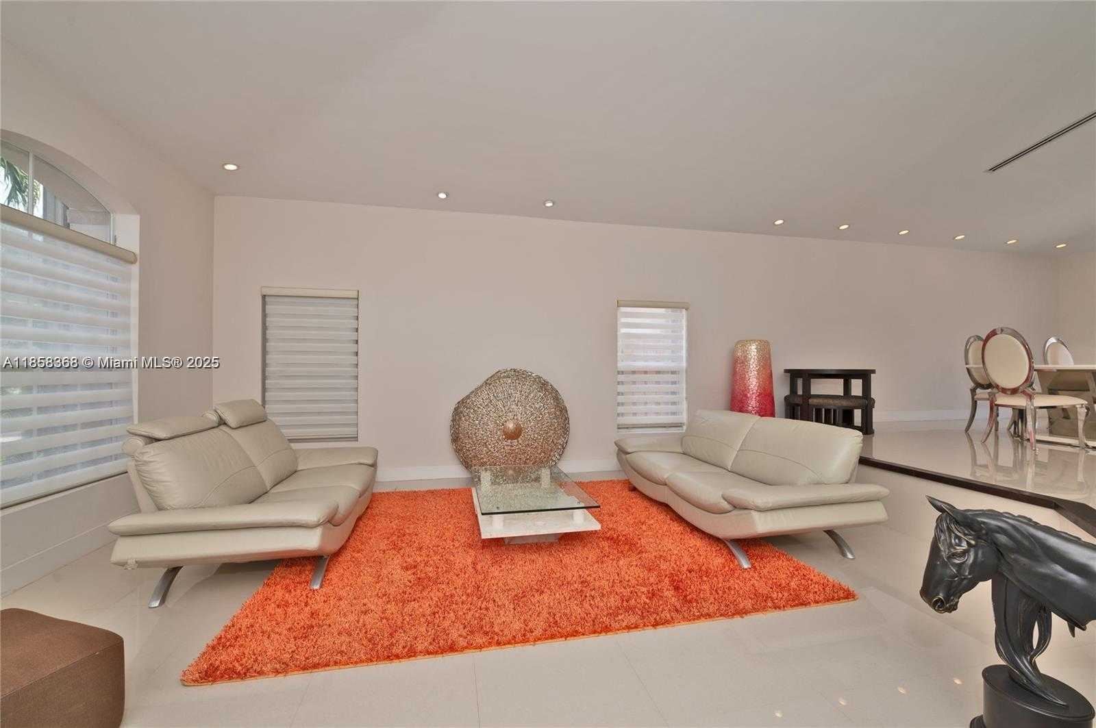 Small Image of 6317 NORTH WEST 113TH #6317, Doral Number 11