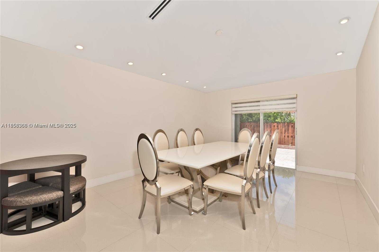 Small Image of 6317 NORTH WEST 113TH #6317, Doral Number 12