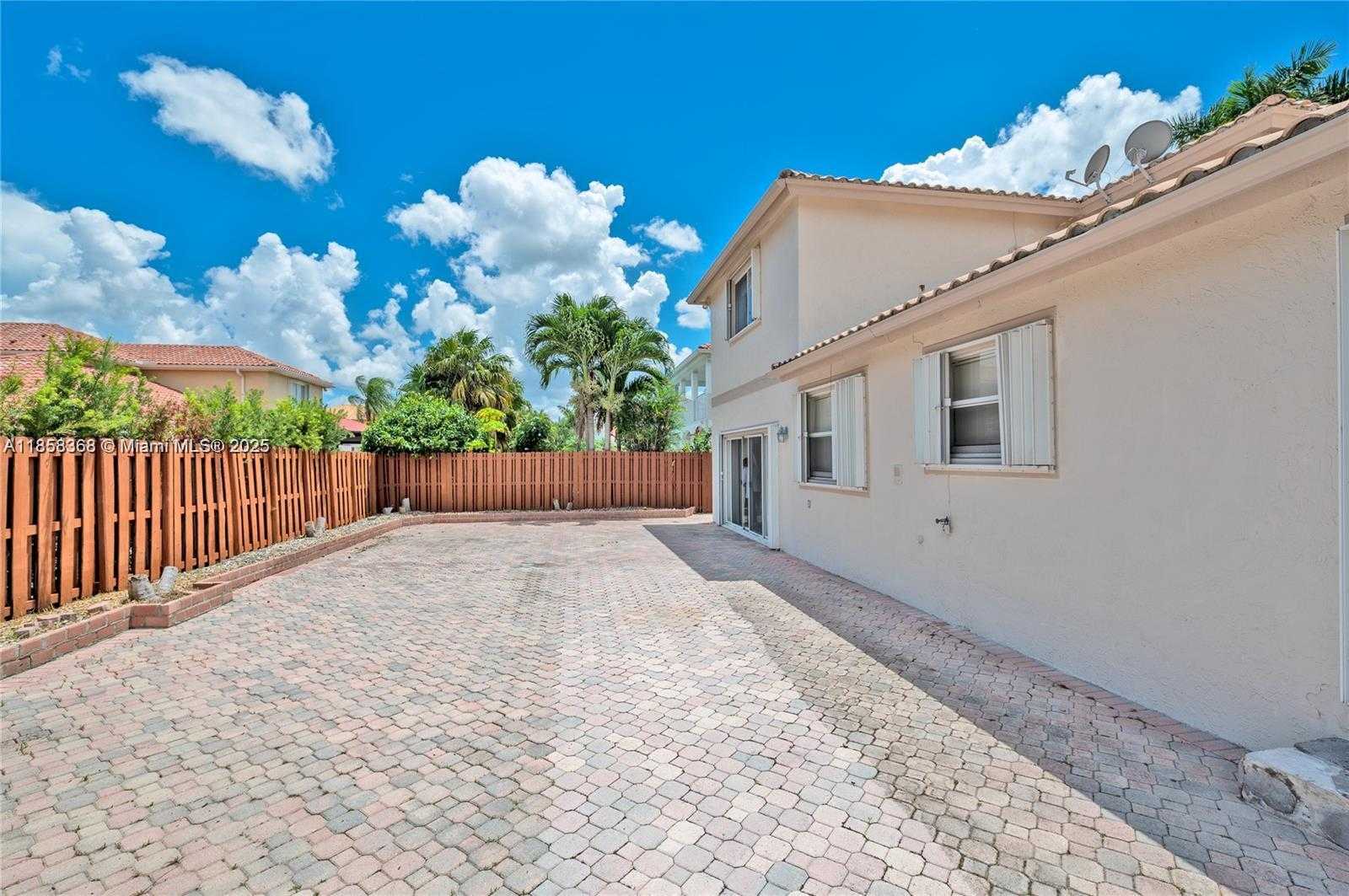 Small Image of 6317 NORTH WEST 113TH #6317, Doral Number 27