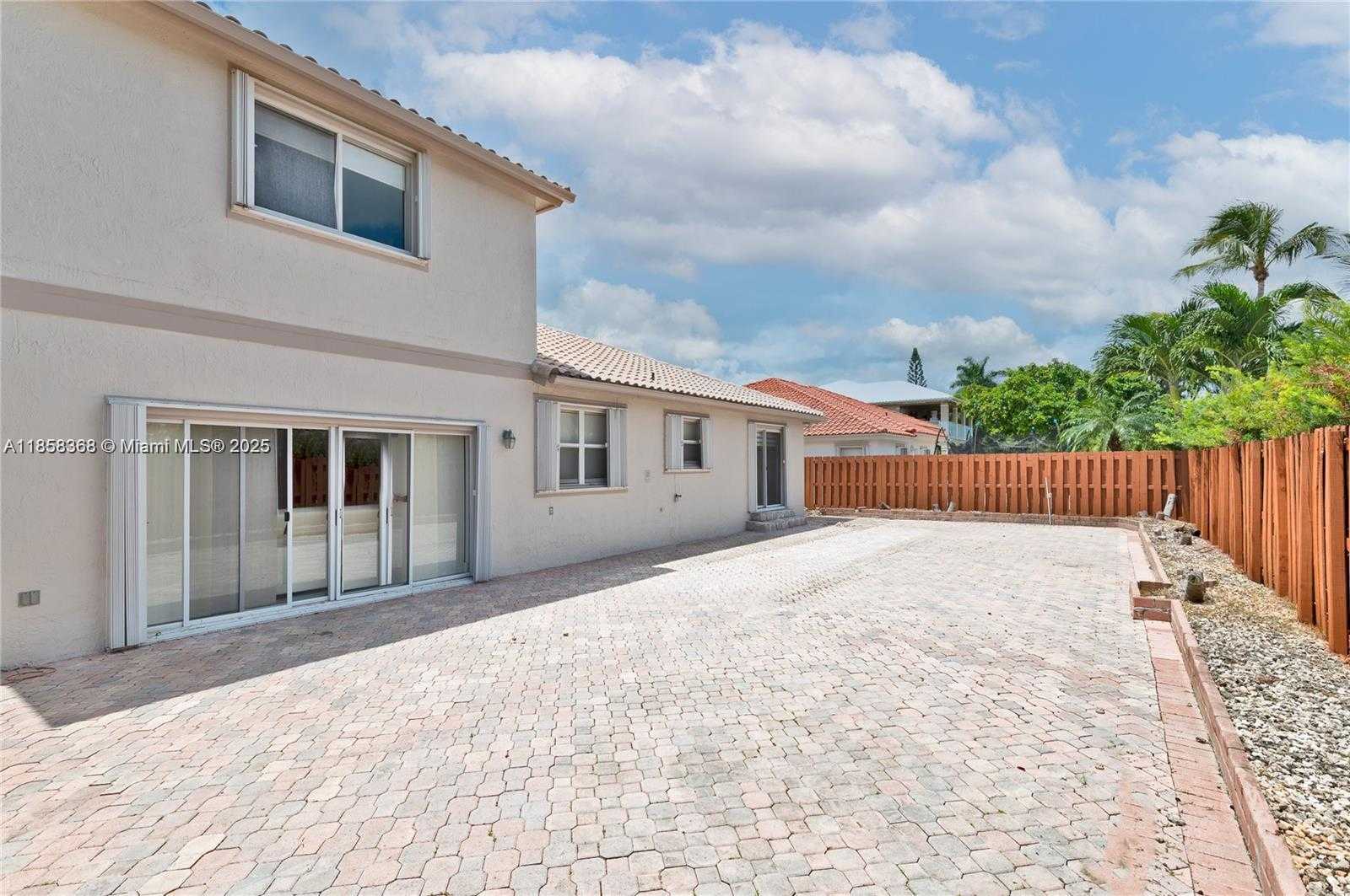 Small Image of 6317 NORTH WEST 113TH #6317, Doral Number 28