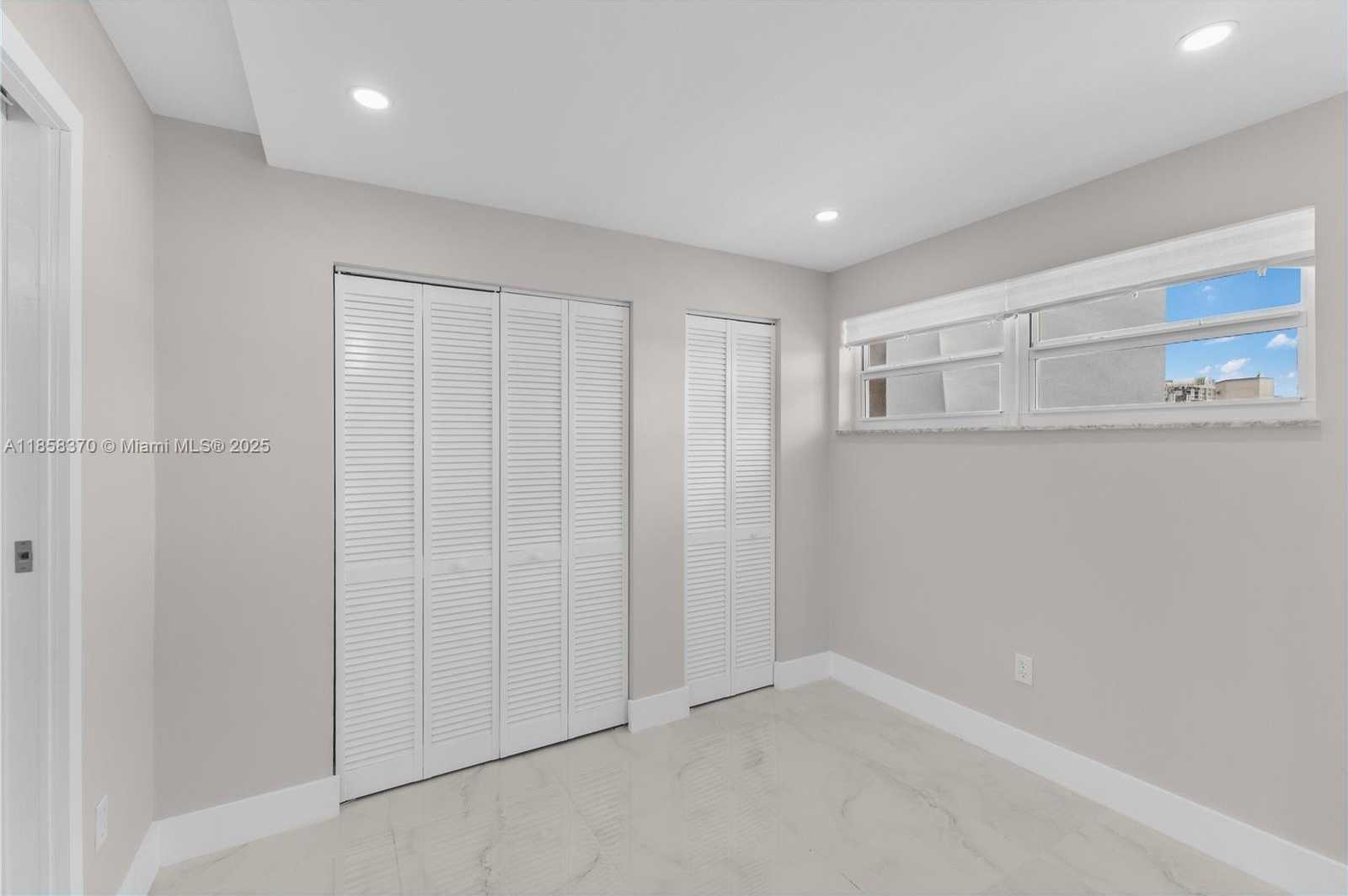 Small Image of 1331 LINCOLN RD #1302, Miami Beach Number 17