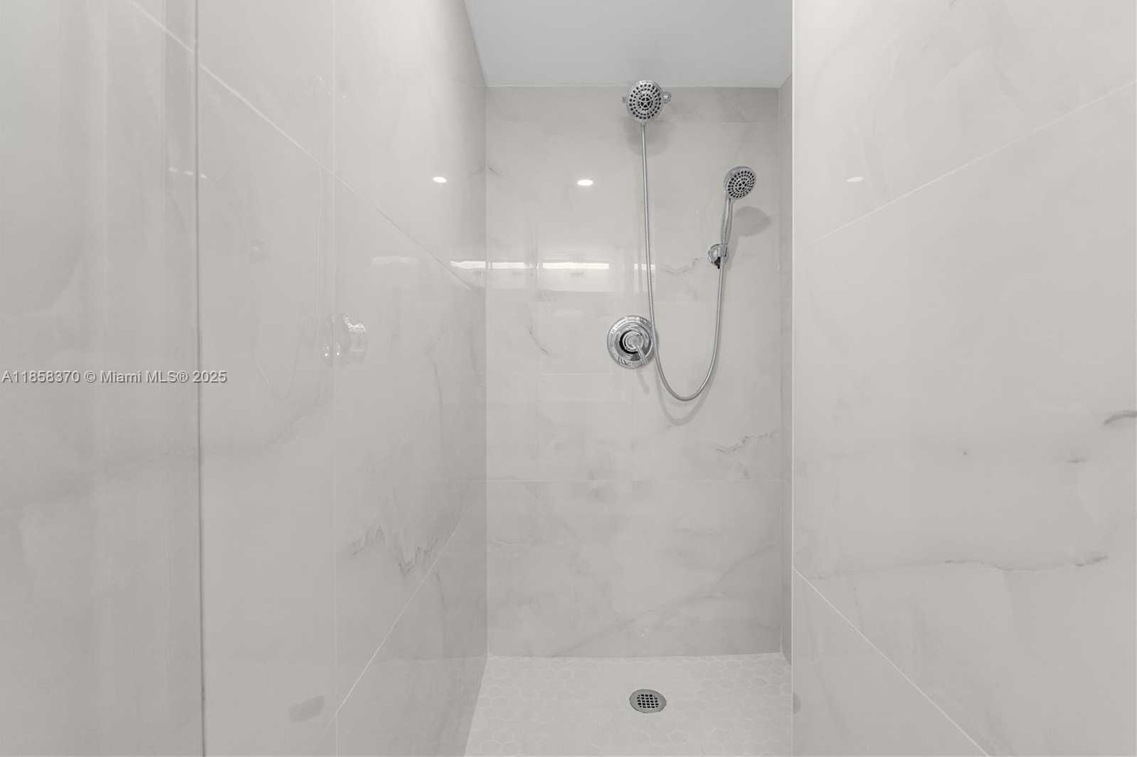 Small Image of 1331 LINCOLN RD #1302, Miami Beach Number 22