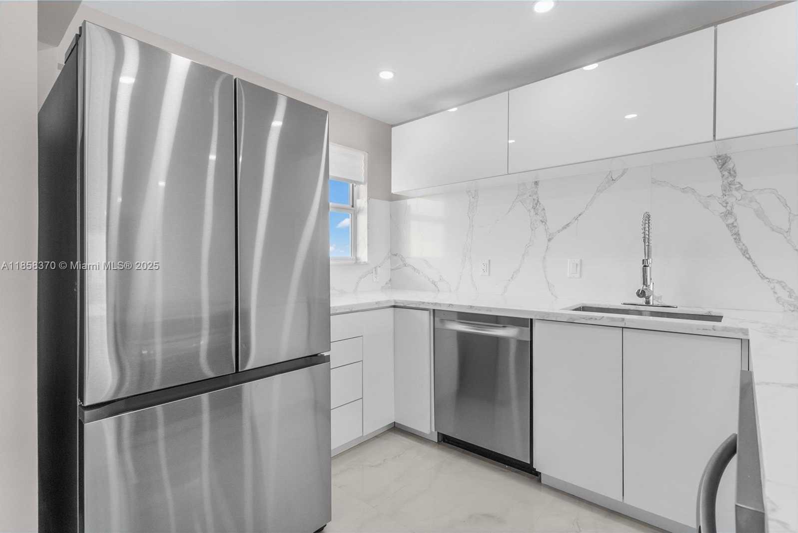 Small Image of 1331 LINCOLN RD #1302, Miami Beach Number 26
