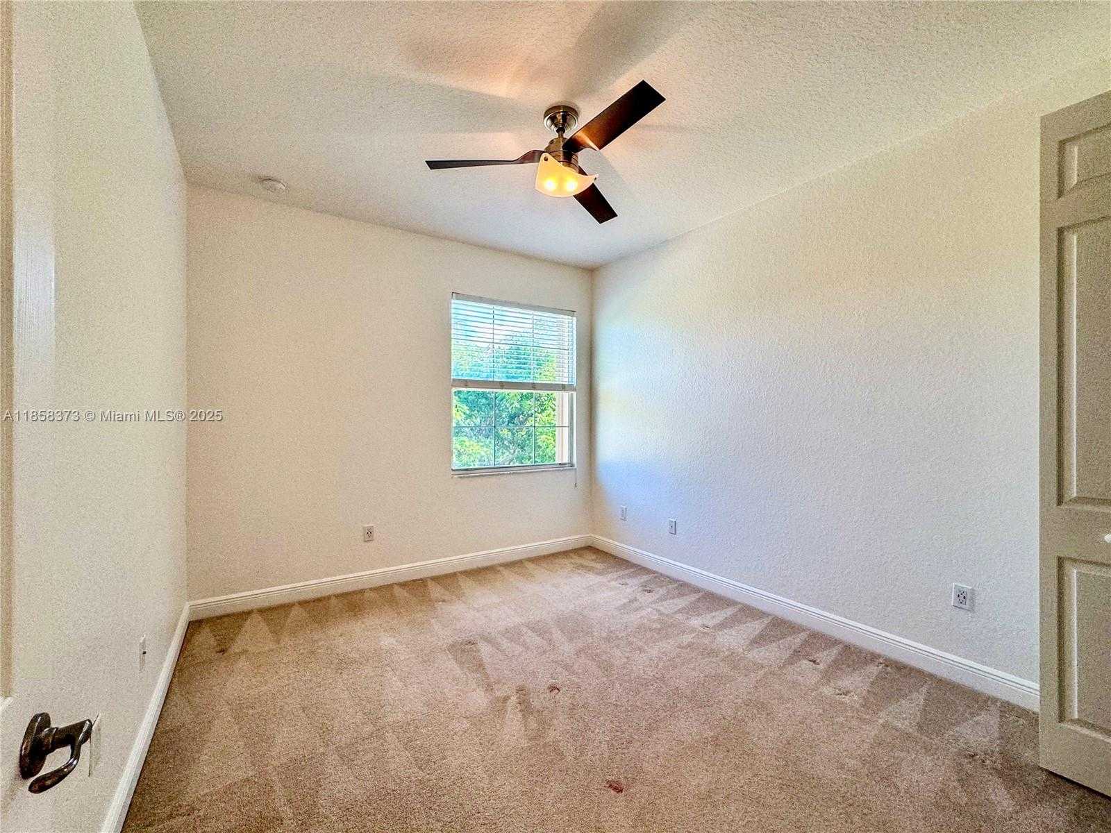 Small Image of 11894 FOX HILL CIR, Boynton Beach Number 15