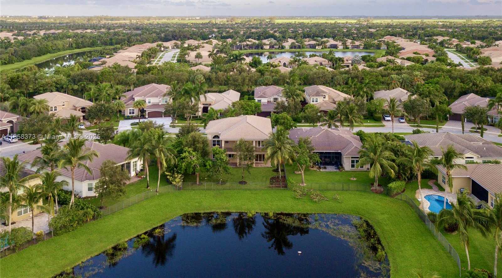 Small Image of 11894 FOX HILL CIR, Boynton Beach Number 25