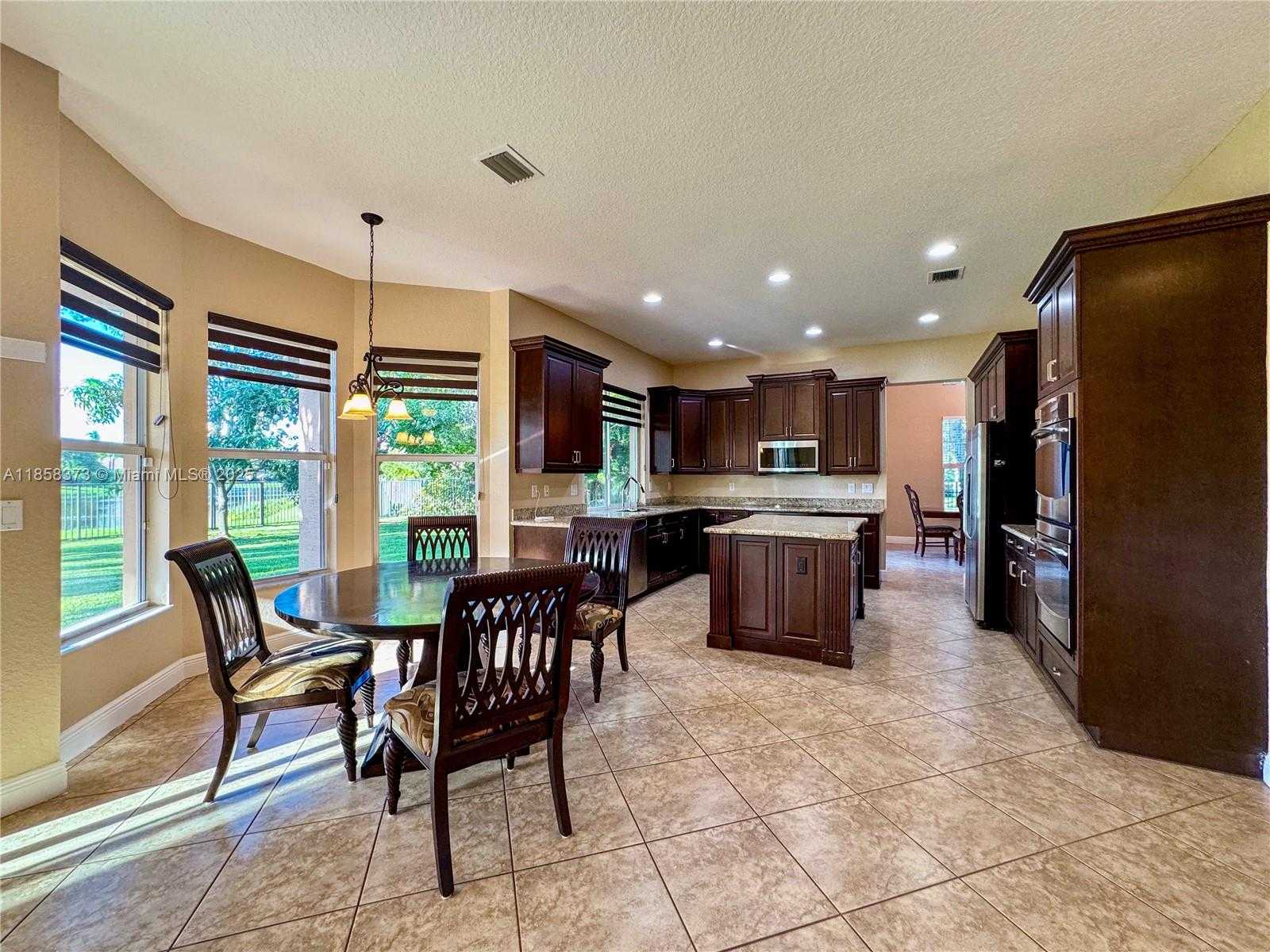 Small Image of 11894 FOX HILL CIR, Boynton Beach Number 5