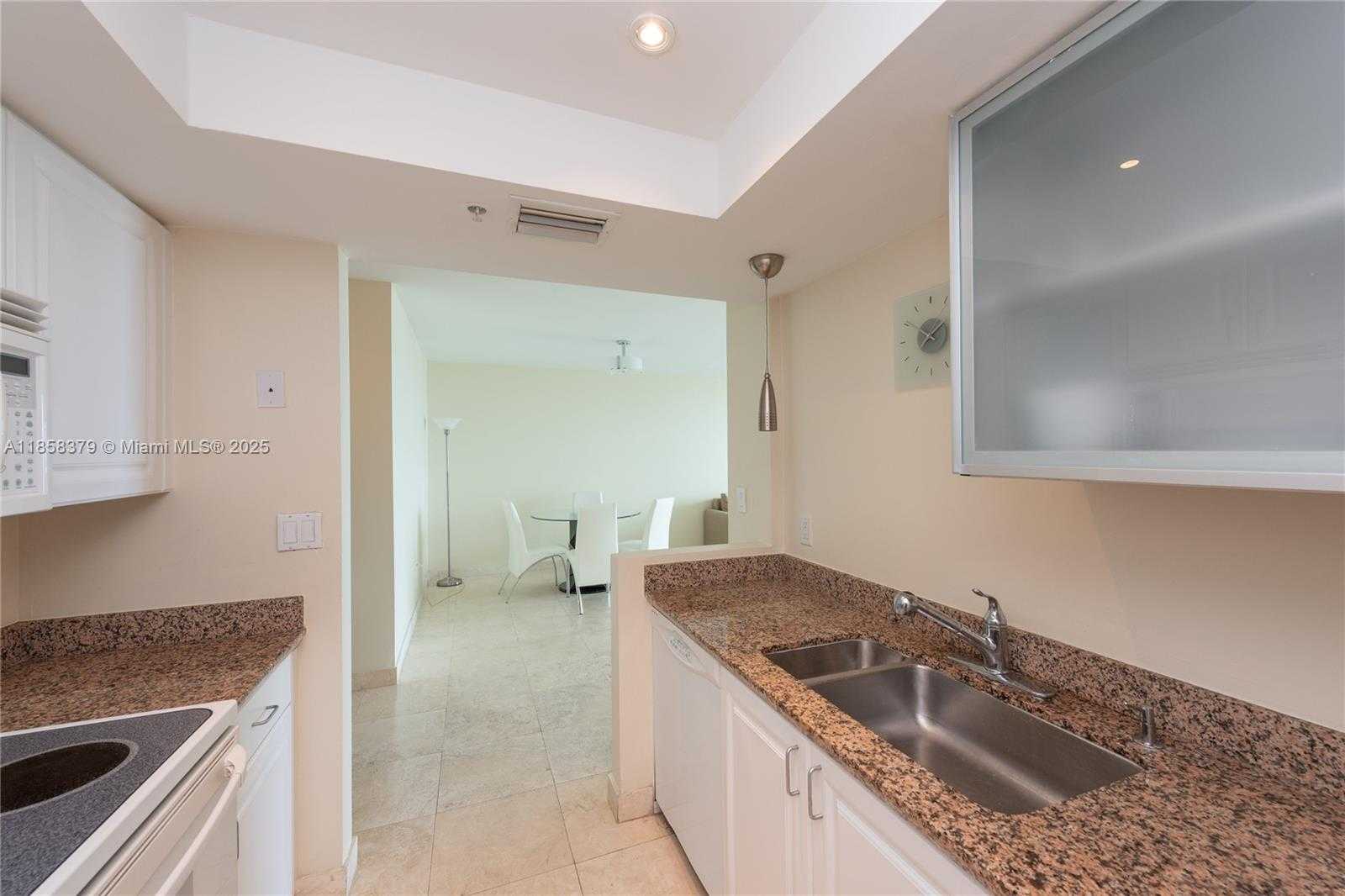 Small Image of 90 ALTON RD #2605, Miami Beach Number 8