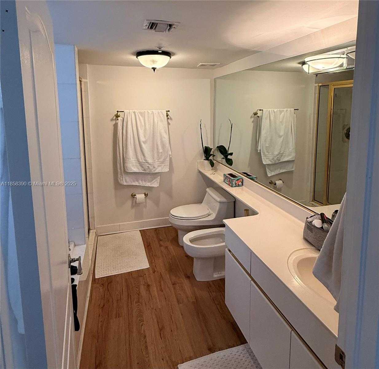 Small Image of 1900 SUNSET HARBOUR DR #1614, Miami Beach Number 10
