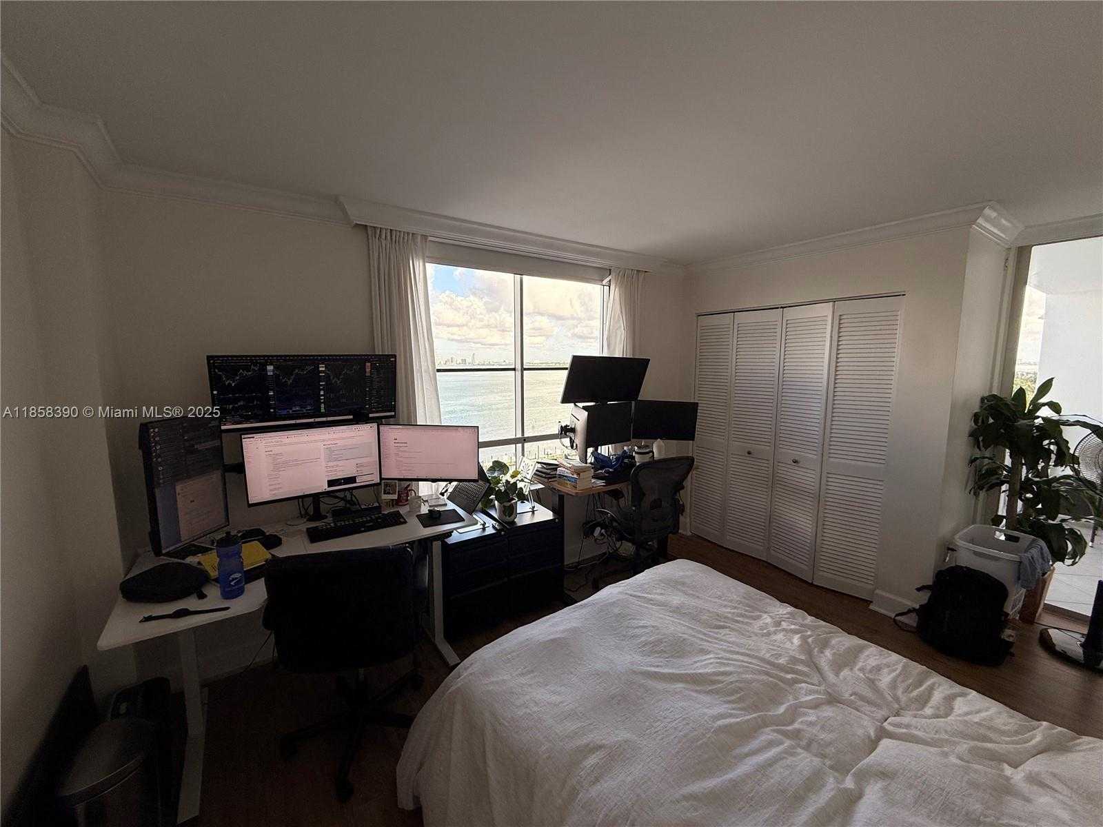 Small Image of 1900 SUNSET HARBOUR DR #1614, Miami Beach Number 12