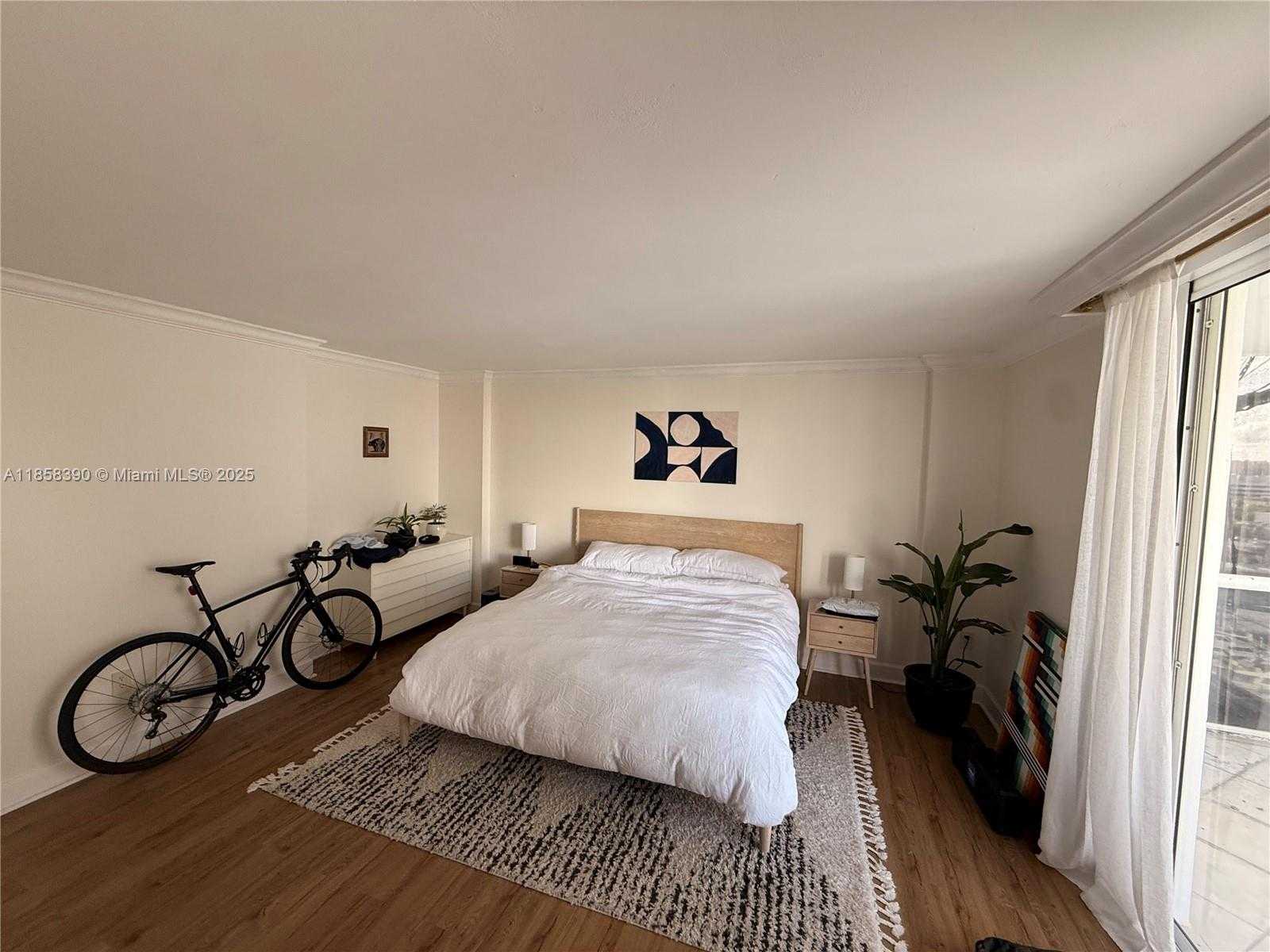 Small Image of 1900 SUNSET HARBOUR DR #1614, Miami Beach Number 8