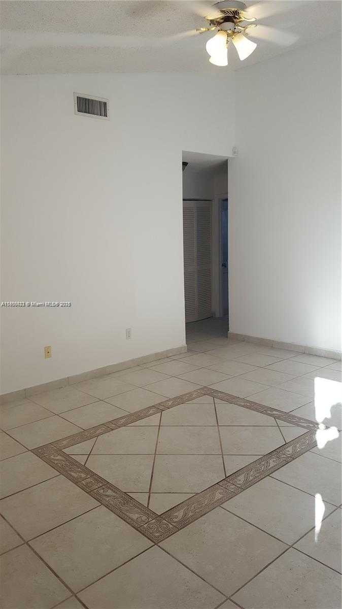 Small Image of 12336 SOUTH WEST 144TH TER, Miami Number 4