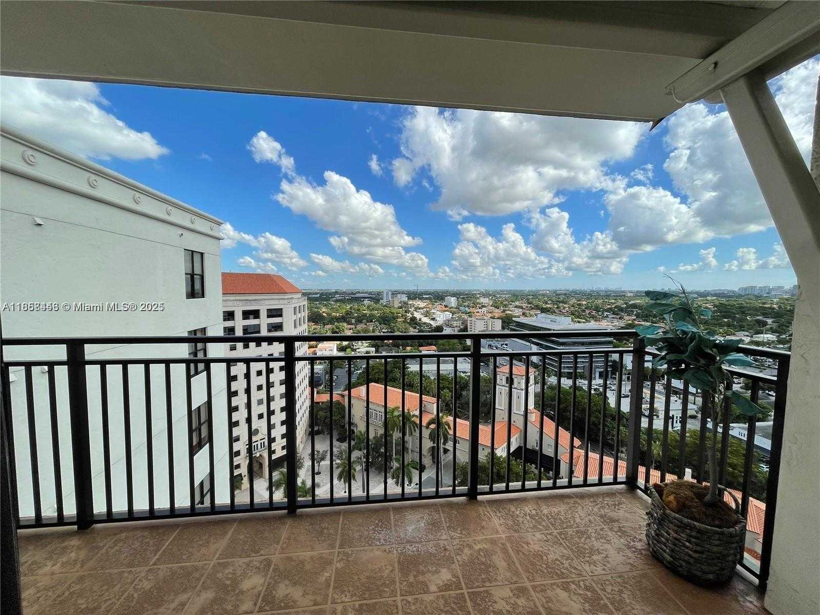 Small Image of 888 SOUTH DOUGLAS RD #PH13, Coral Gables Number 6