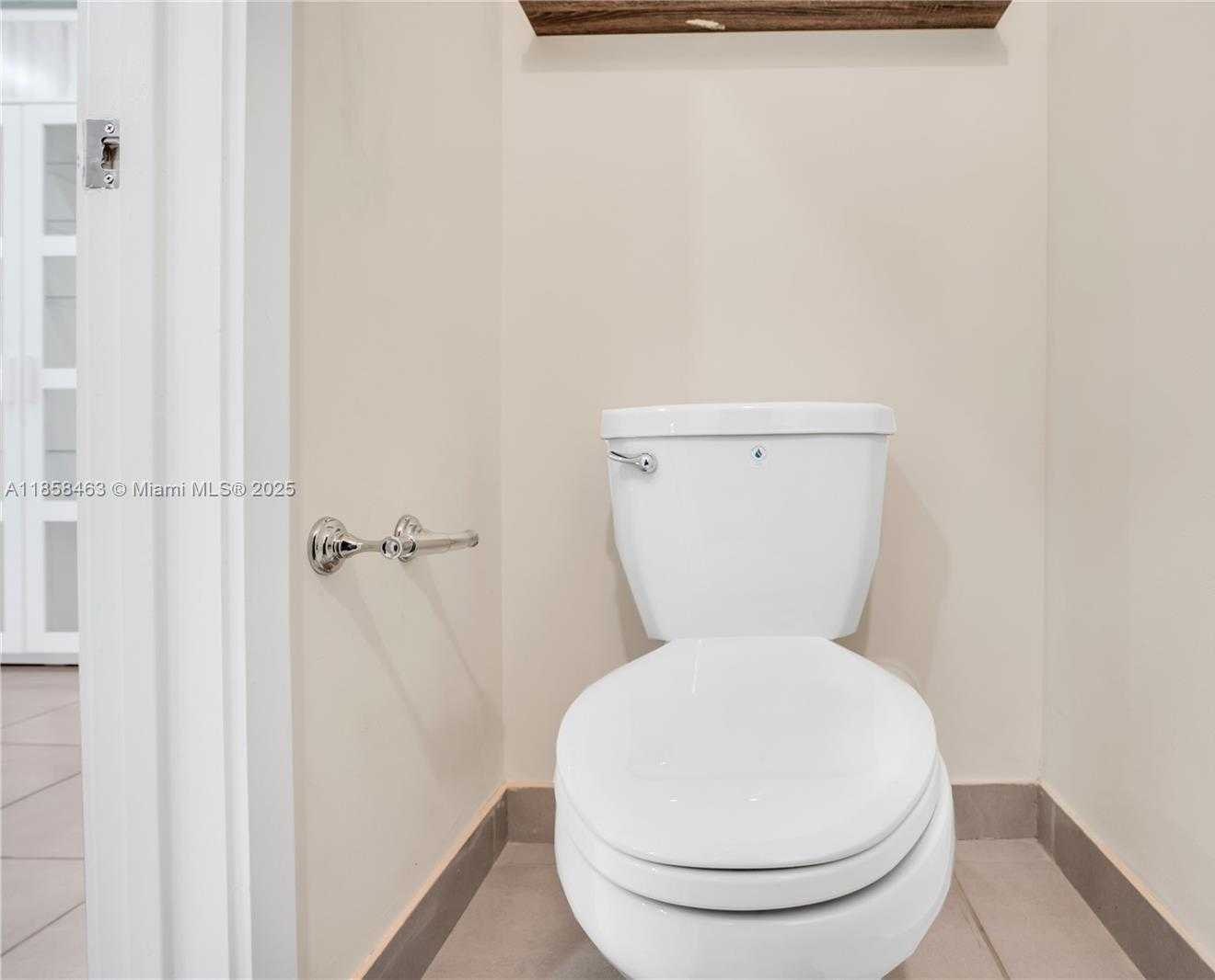 Small Image of 8151 NORTH WEST 104TH AVE #7, Doral Number 19