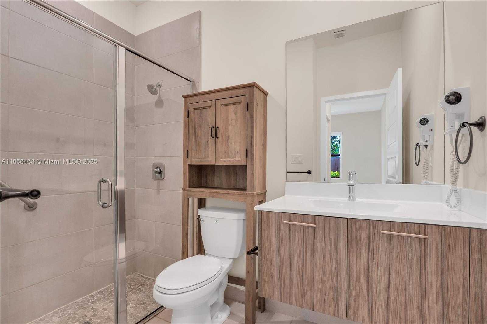 Small Image of 8151 NORTH WEST 104TH AVE #7, Doral Number 23