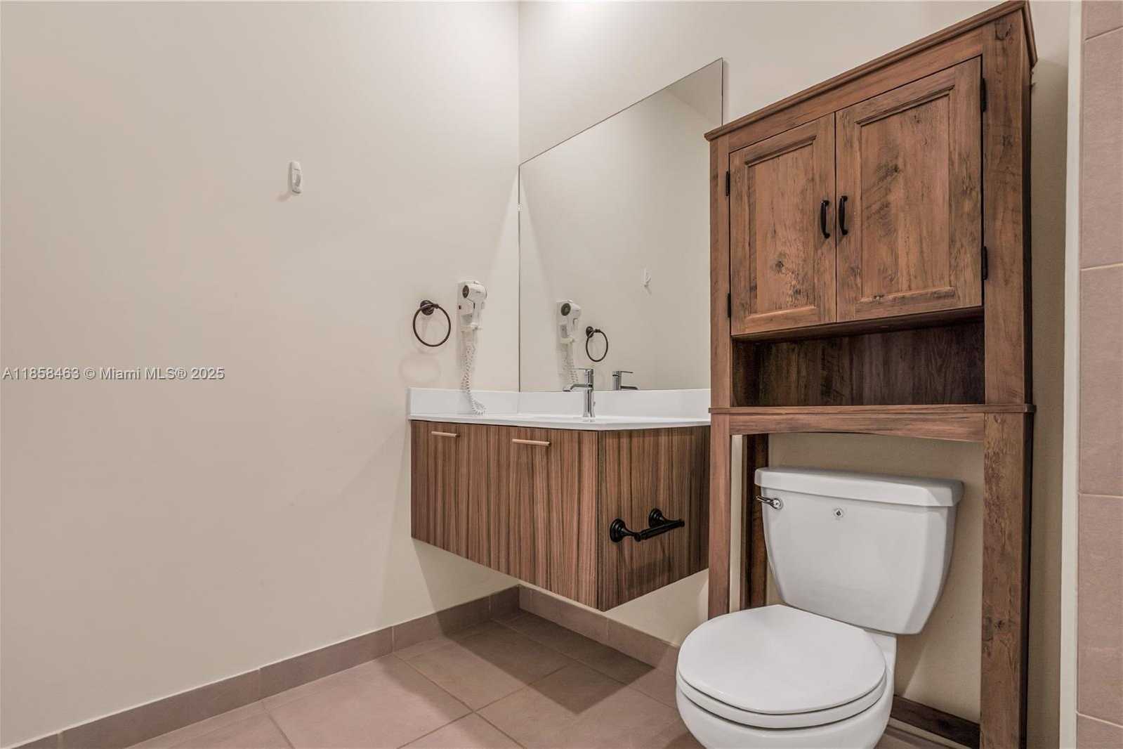 Small Image of 8151 NORTH WEST 104TH AVE #7, Doral Number 28