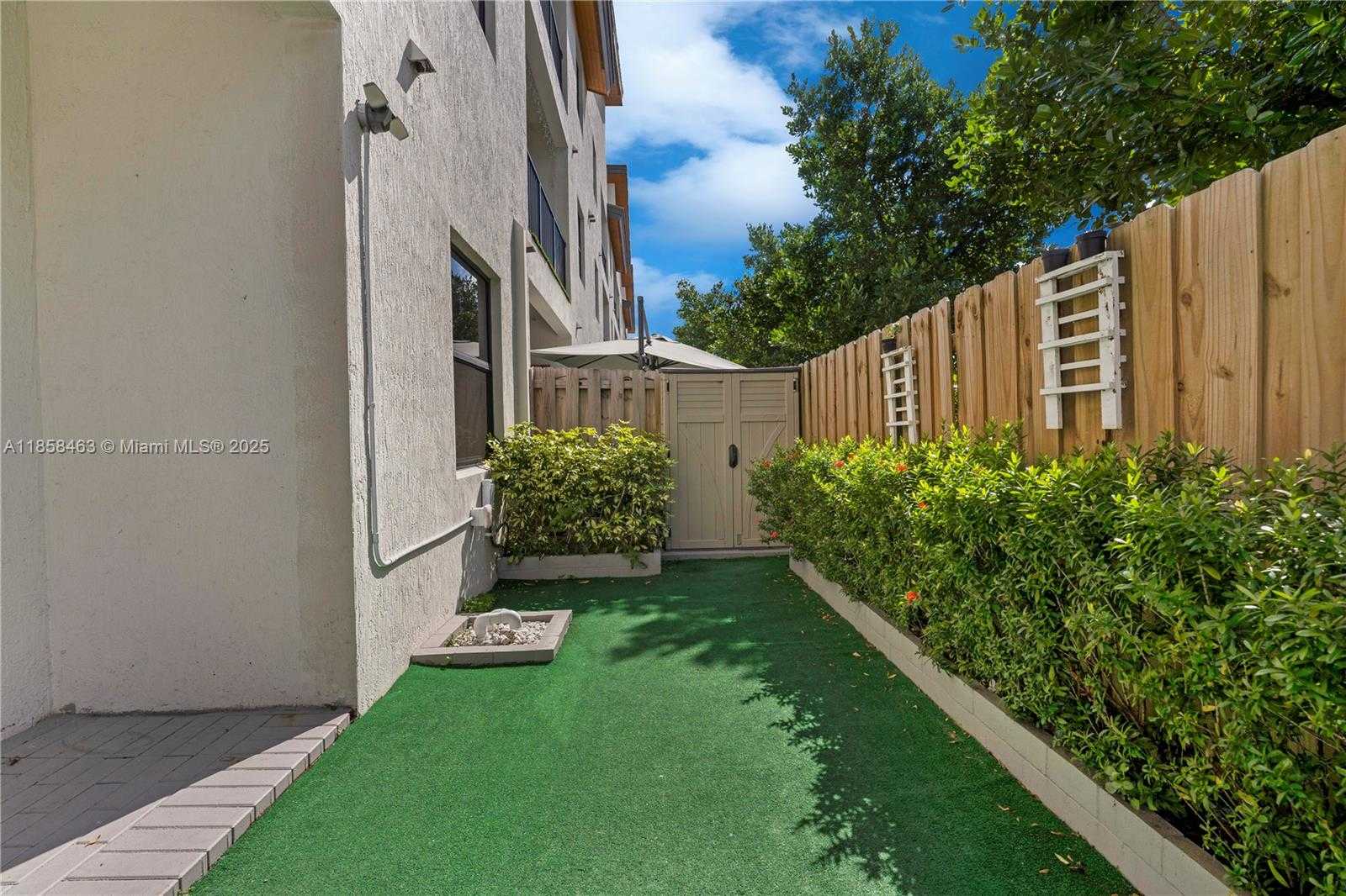 Small Image of 8151 NORTH WEST 104TH AVE #7, Doral Number 31
