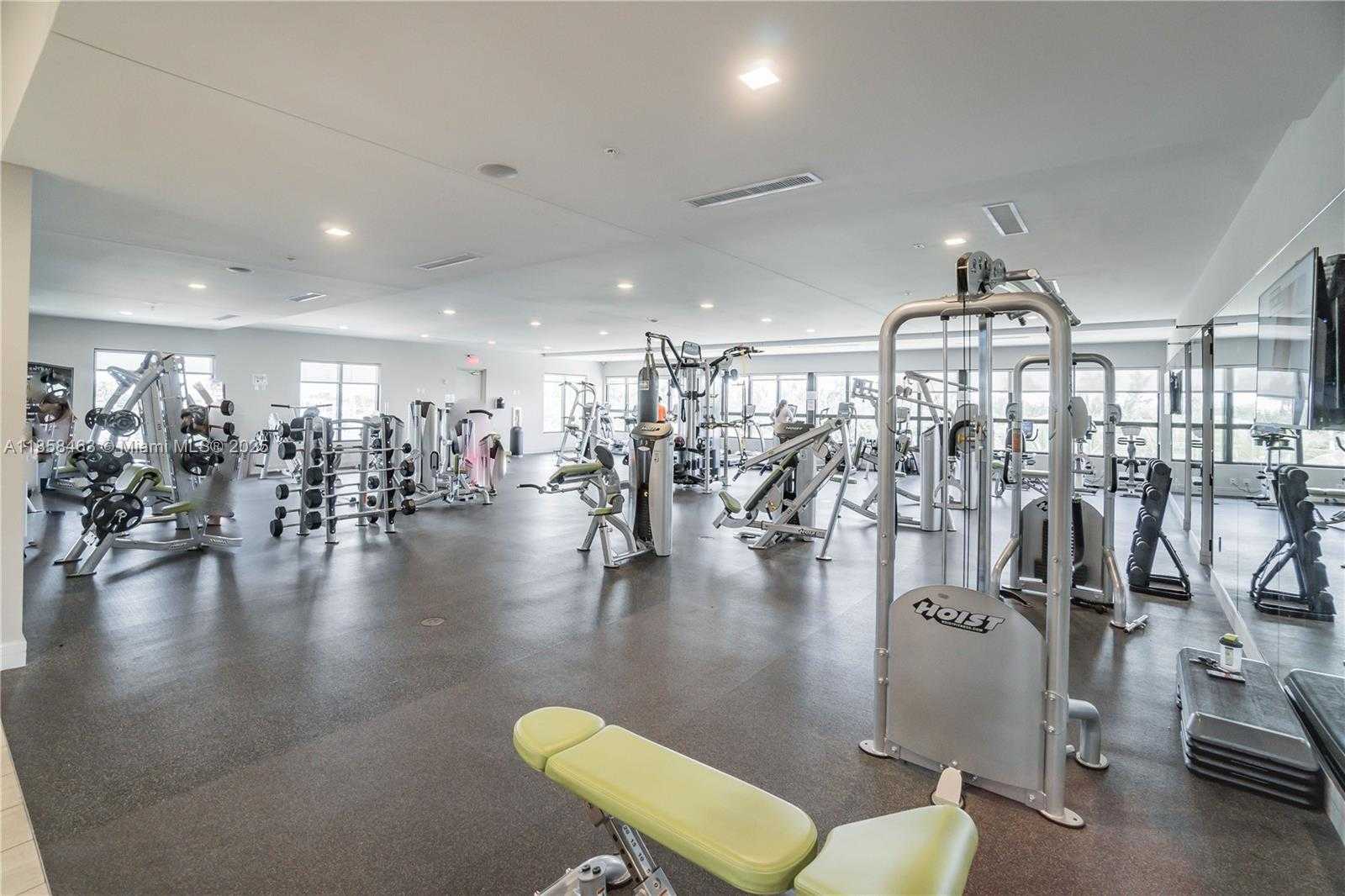 Small Image of 8151 NORTH WEST 104TH AVE #7, Doral Number 39