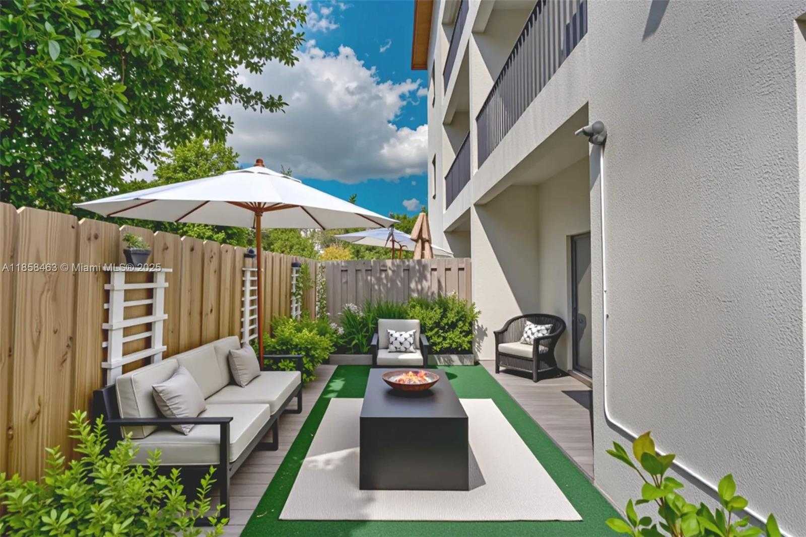 Small Image of 8151 NORTH WEST 104TH AVE #7, Doral Number 5
