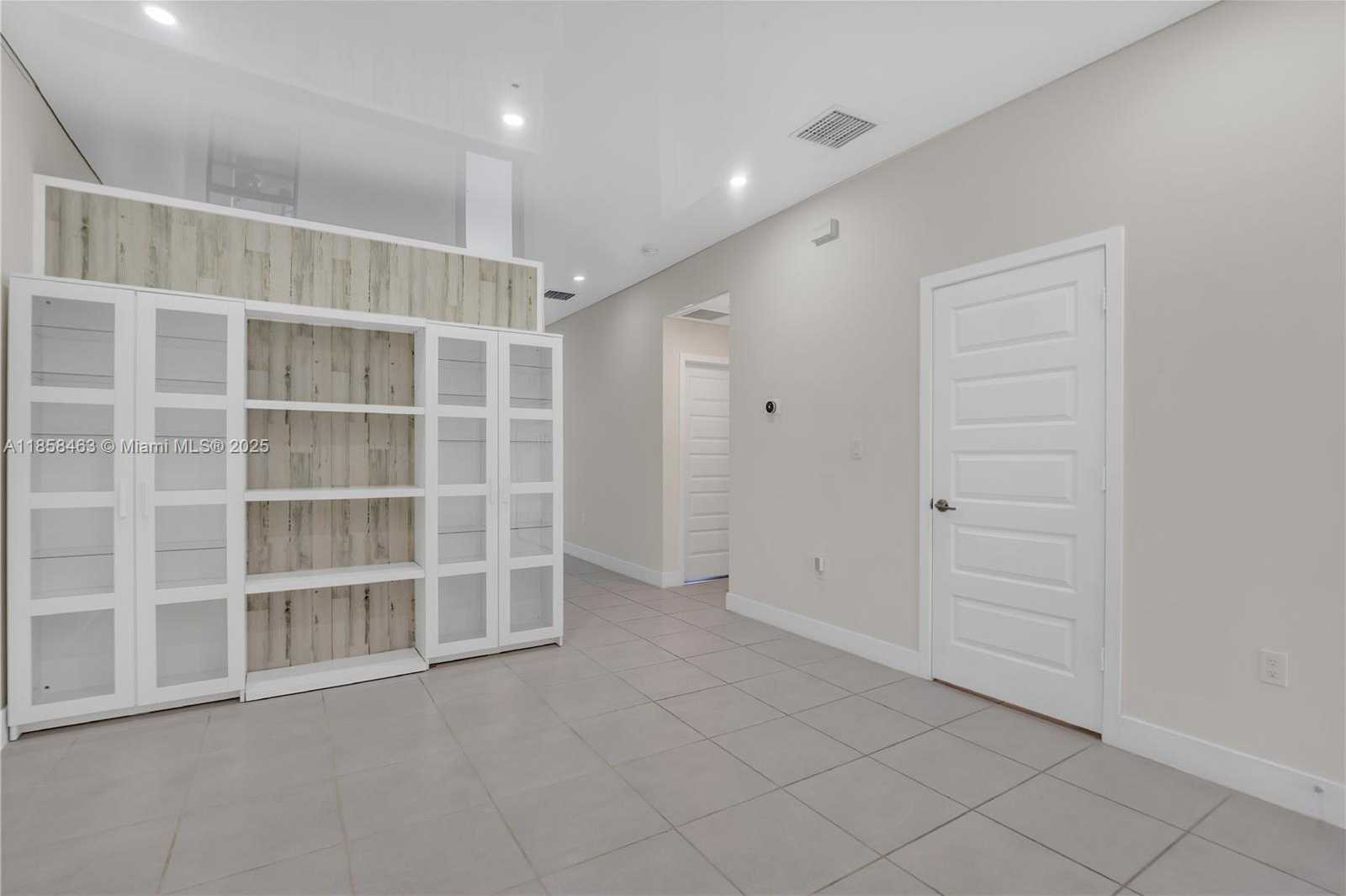 Small Image of 8151 NORTH WEST 104TH AVE #7, Doral Number 9