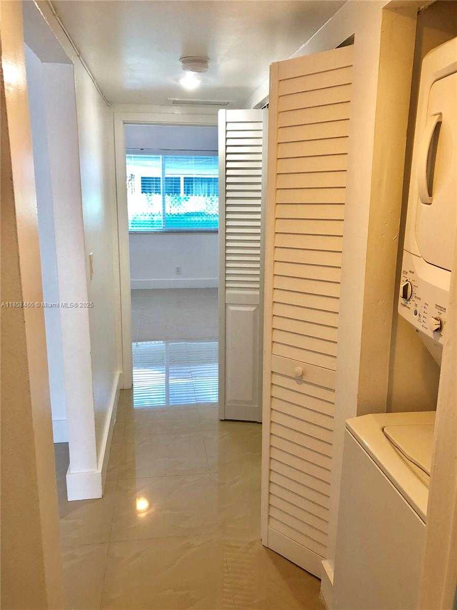 Small Image of 8227 CRESPI BLVD #3, Miami Beach Number 8