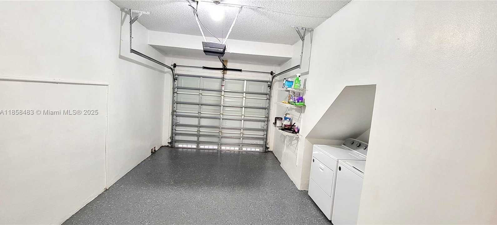 Small Image of 11755 SOUTH WEST 102ND ST, Miami Number 24