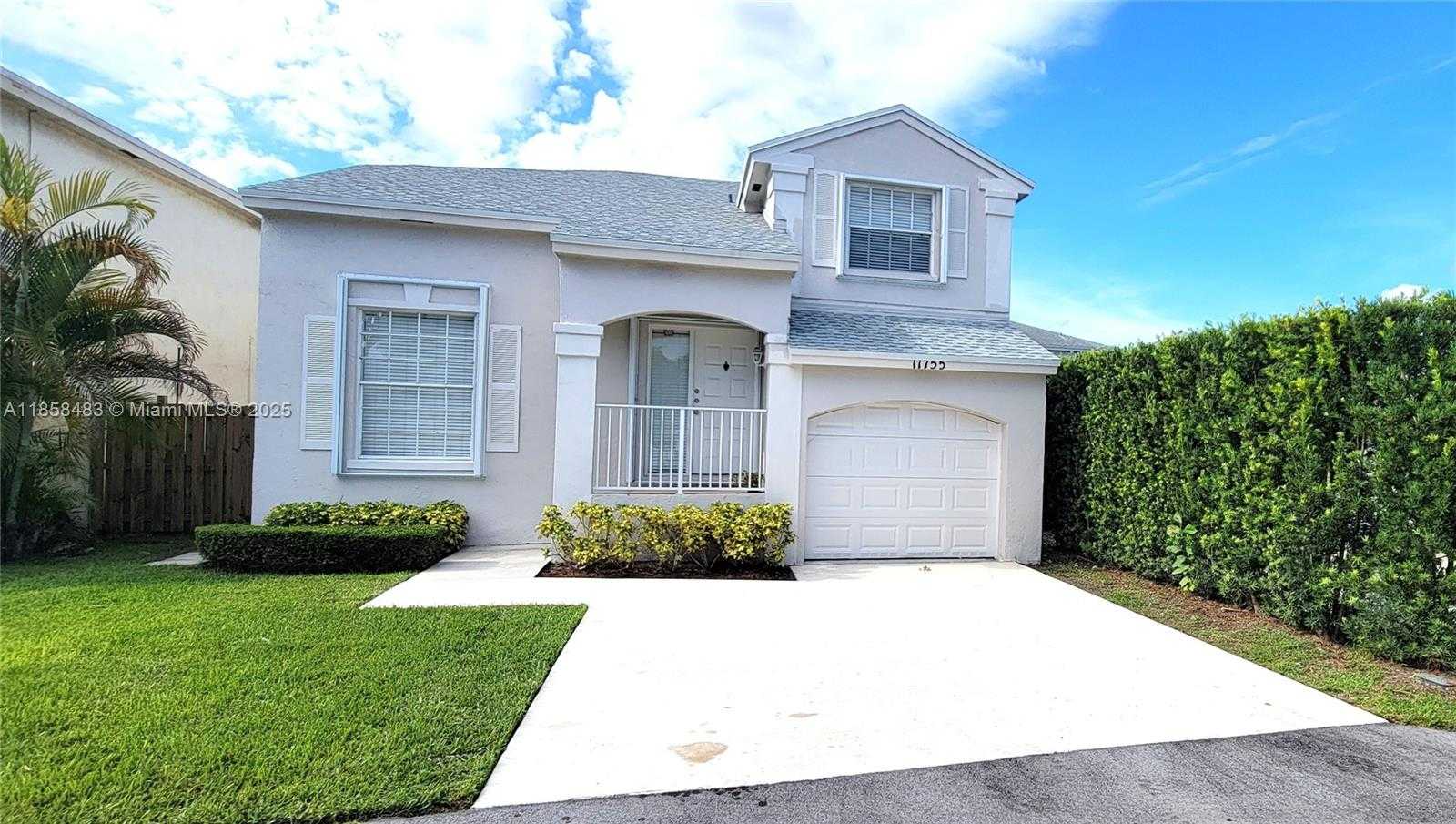Small Image of 11755 SOUTH WEST 102ND ST, Miami Number 25