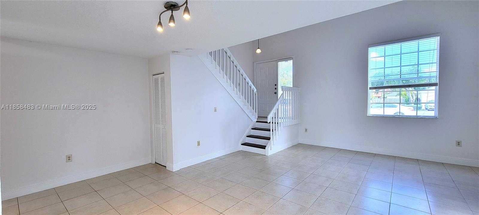 Small Image of 11755 SOUTH WEST 102ND ST, Miami Number 5