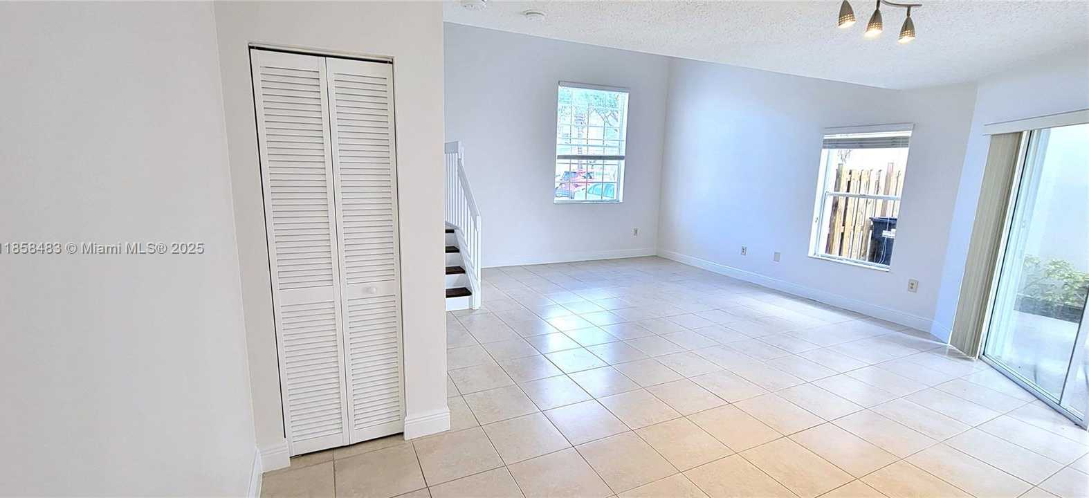 Small Image of 11755 SOUTH WEST 102ND ST, Miami Number 6