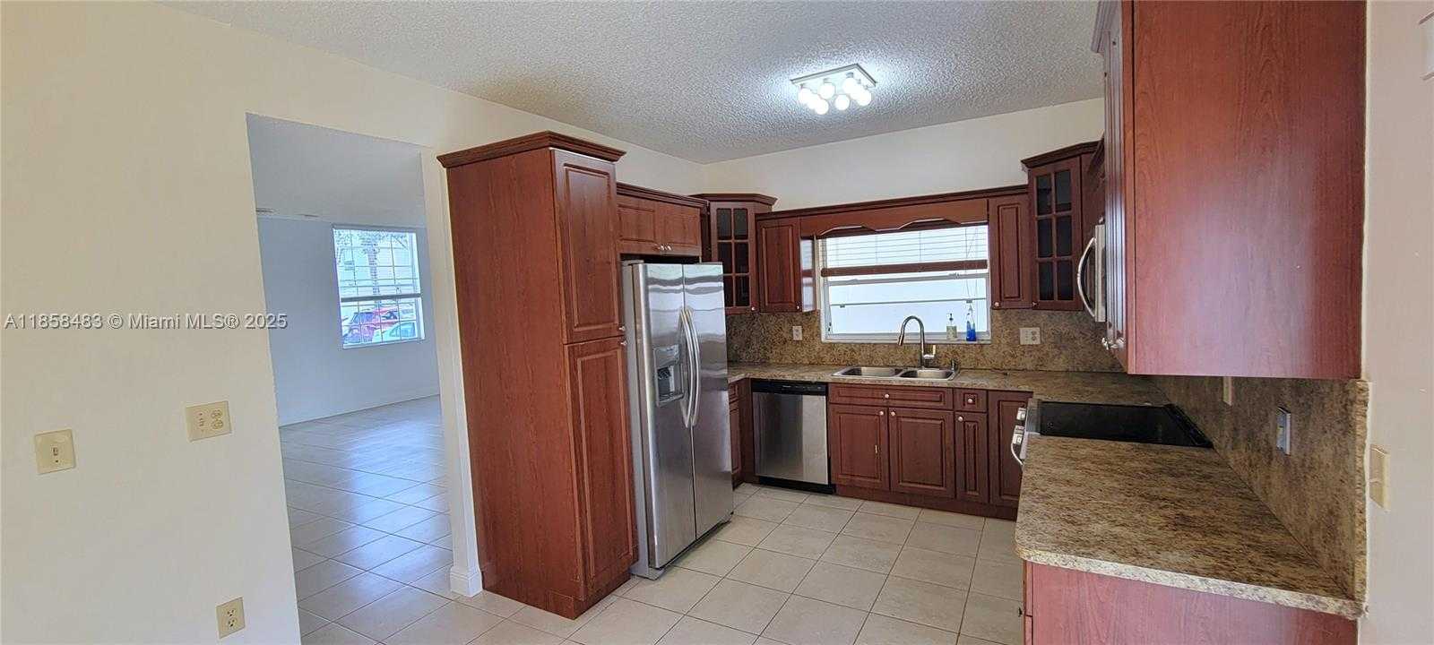 Small Image of 11755 SOUTH WEST 102ND ST, Miami Number 9