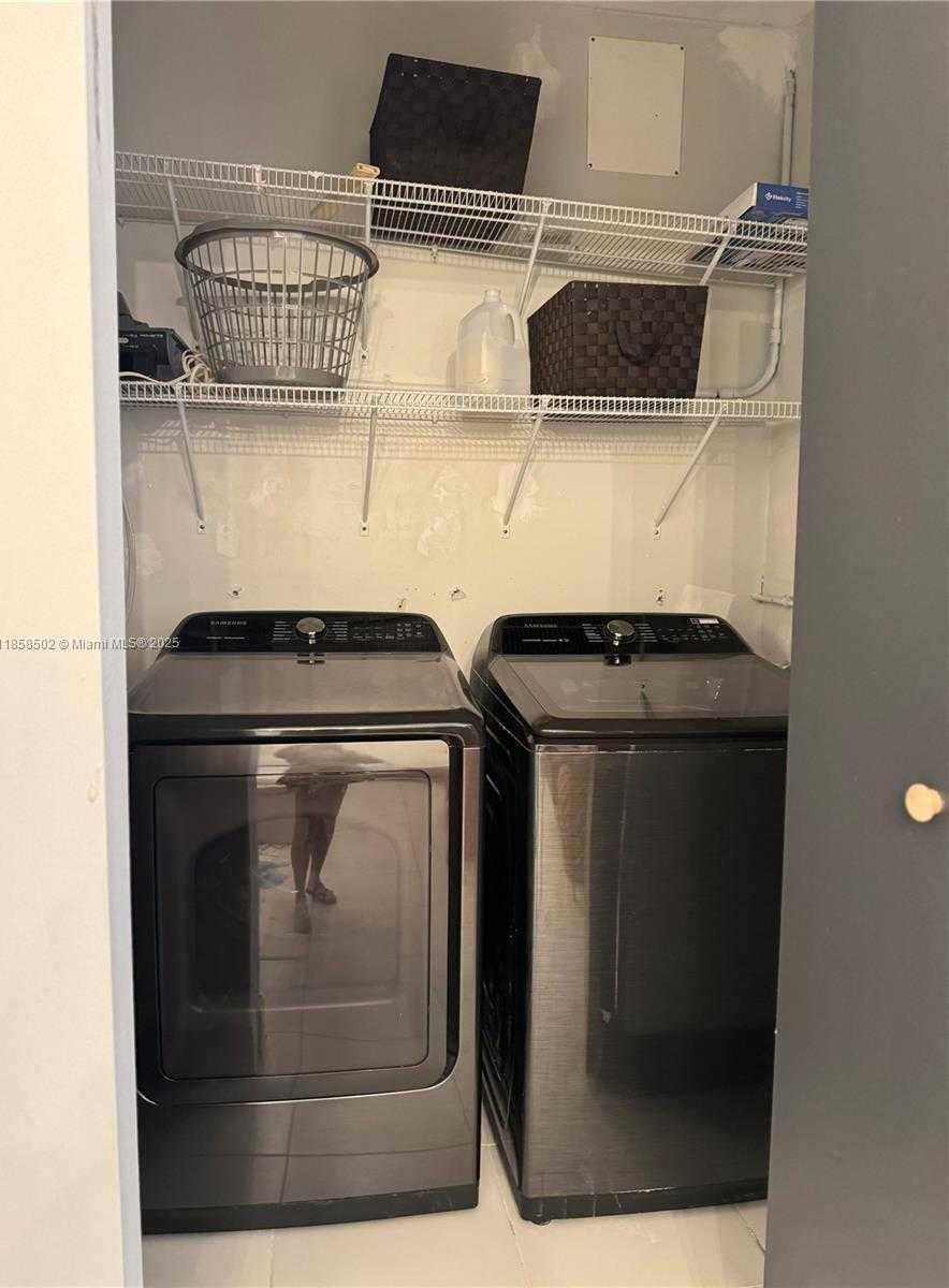 Imagen de Pequeño Objeto
