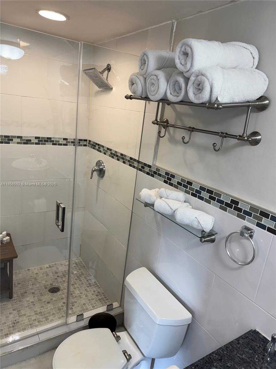 Imagen de Pequeño Objeto