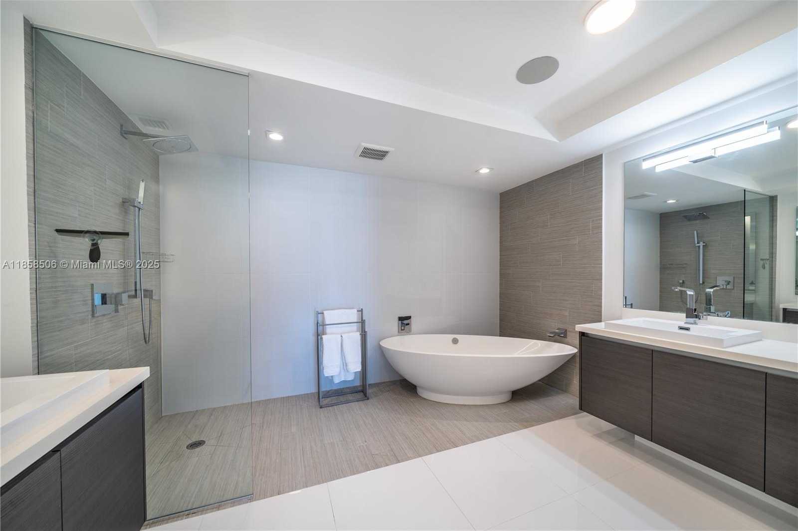Small Image of 300 SUNNY ISLES BLVD #4-1901, Sunny Isles Beach Number 26