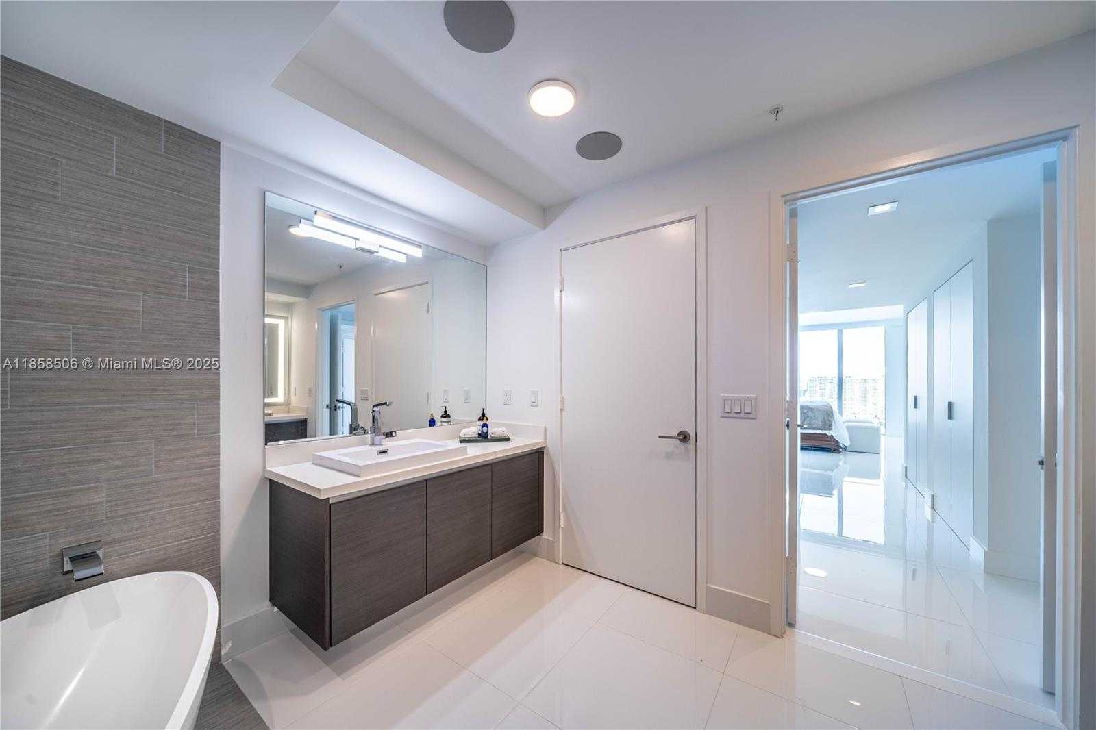 Small Image of 300 SUNNY ISLES BLVD #4-1901, Sunny Isles Beach Number 27