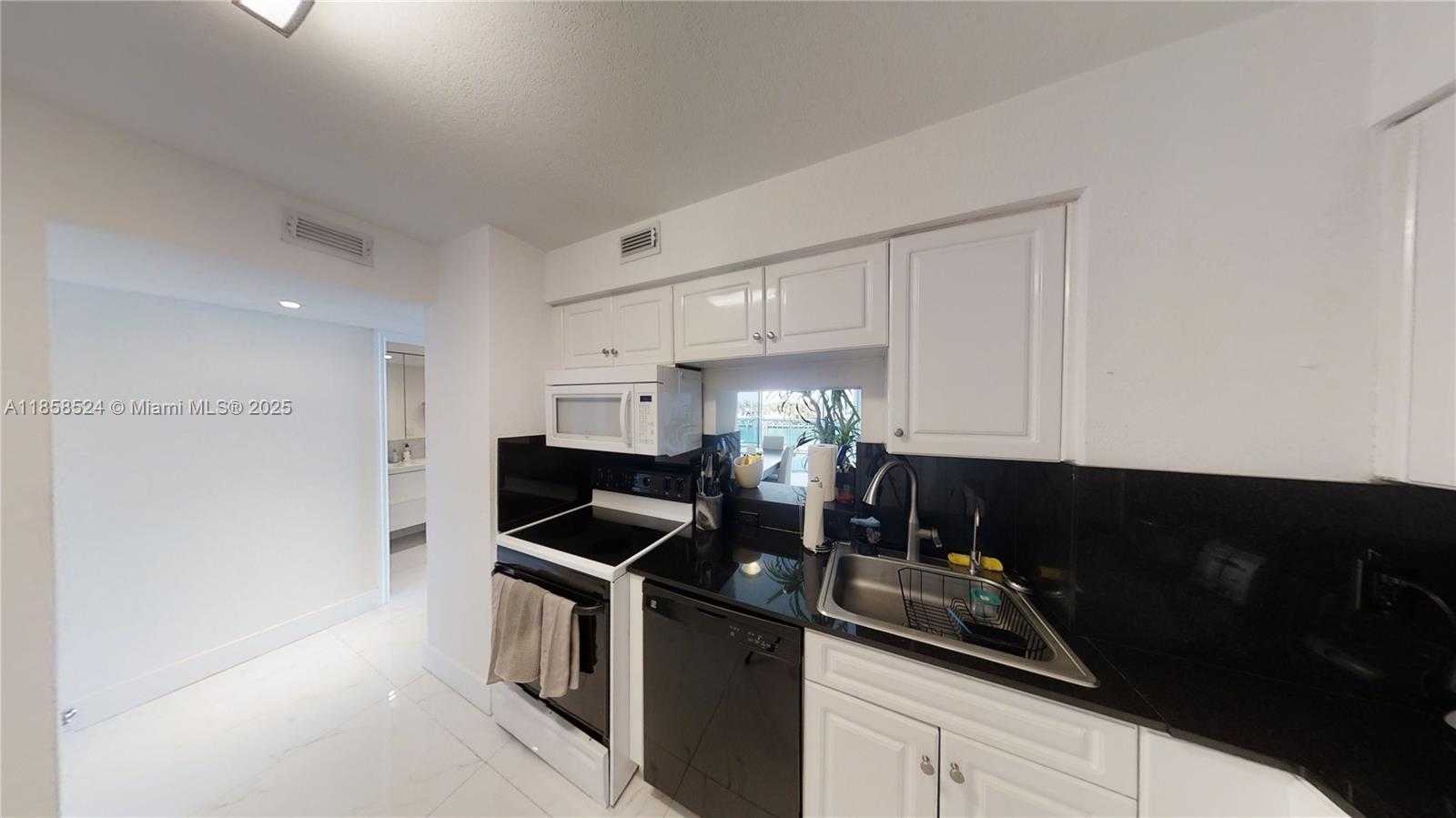 Small Image of 6770 INDIAN CREEK DR #4J, Miami Beach Number 10