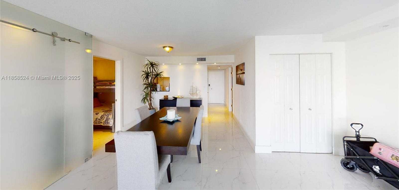Small Image of 6770 INDIAN CREEK DR #4J, Miami Beach Number 19