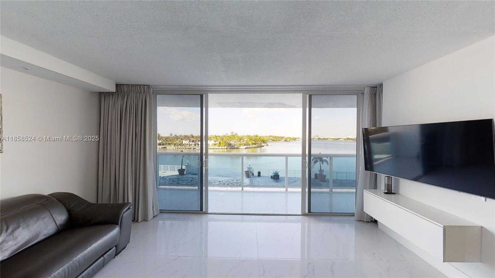 Small Image of 6770 INDIAN CREEK DR #4J, Miami Beach Number 6