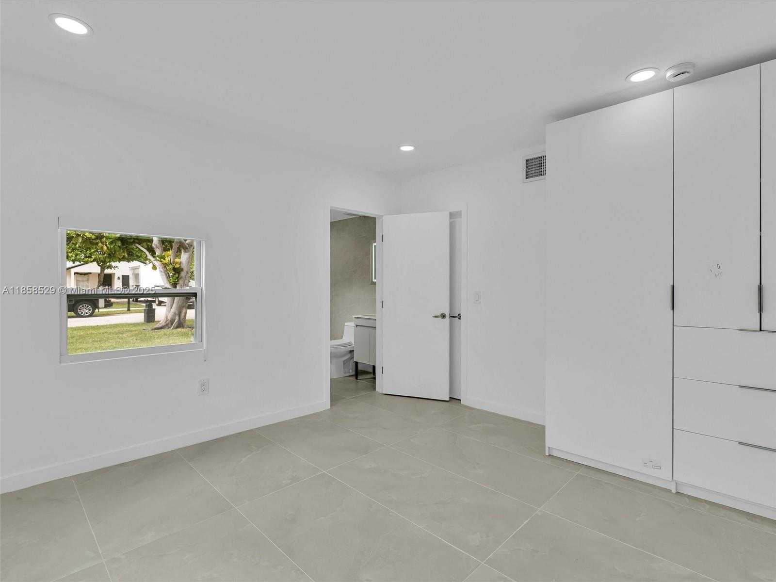 Small Image of 107 CENTRAL AVE, Delray Beach Number 22
