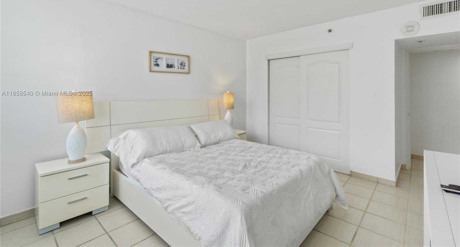 Small Image of 100 LINCOLN RD #734, Miami Beach Number 10