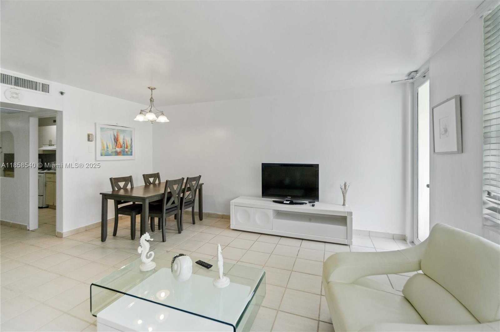 Small Image of 100 LINCOLN RD #734, Miami Beach Number 5