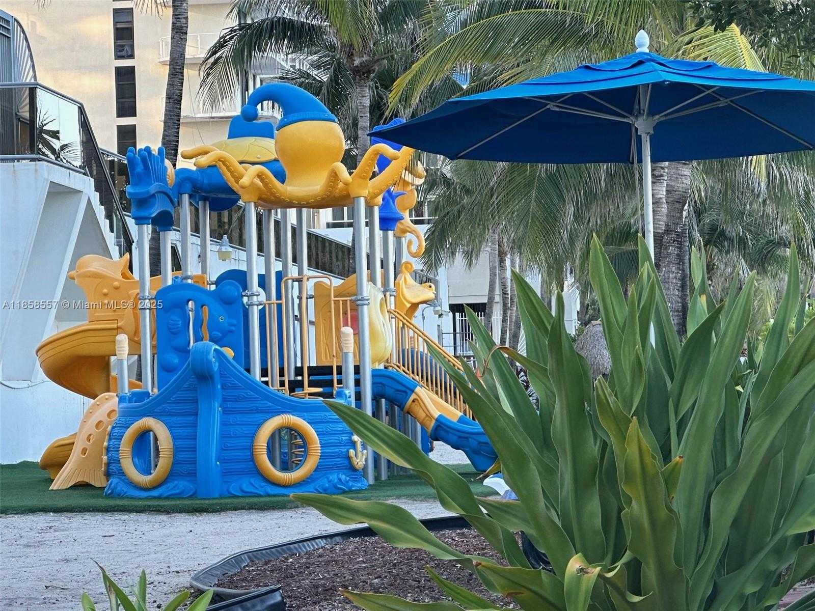 Small Image of 6039 COLLINS AVE #505, Miami Beach Number 39