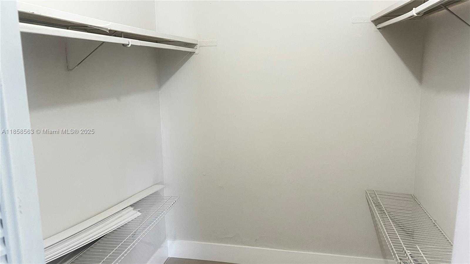 Small Image of 10740 NORTH KENDALL DR #L13, Miami Number 8