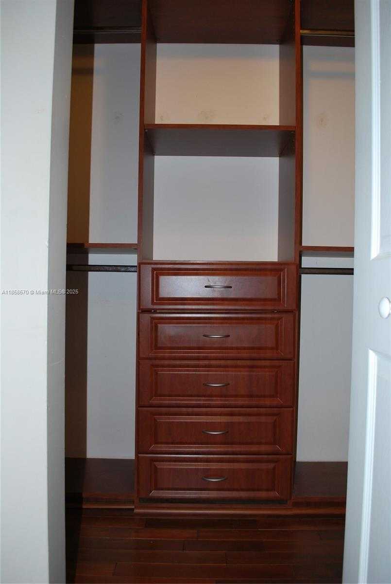 Small Image of 19333 STONEBROOK ST, Weston Number 28
