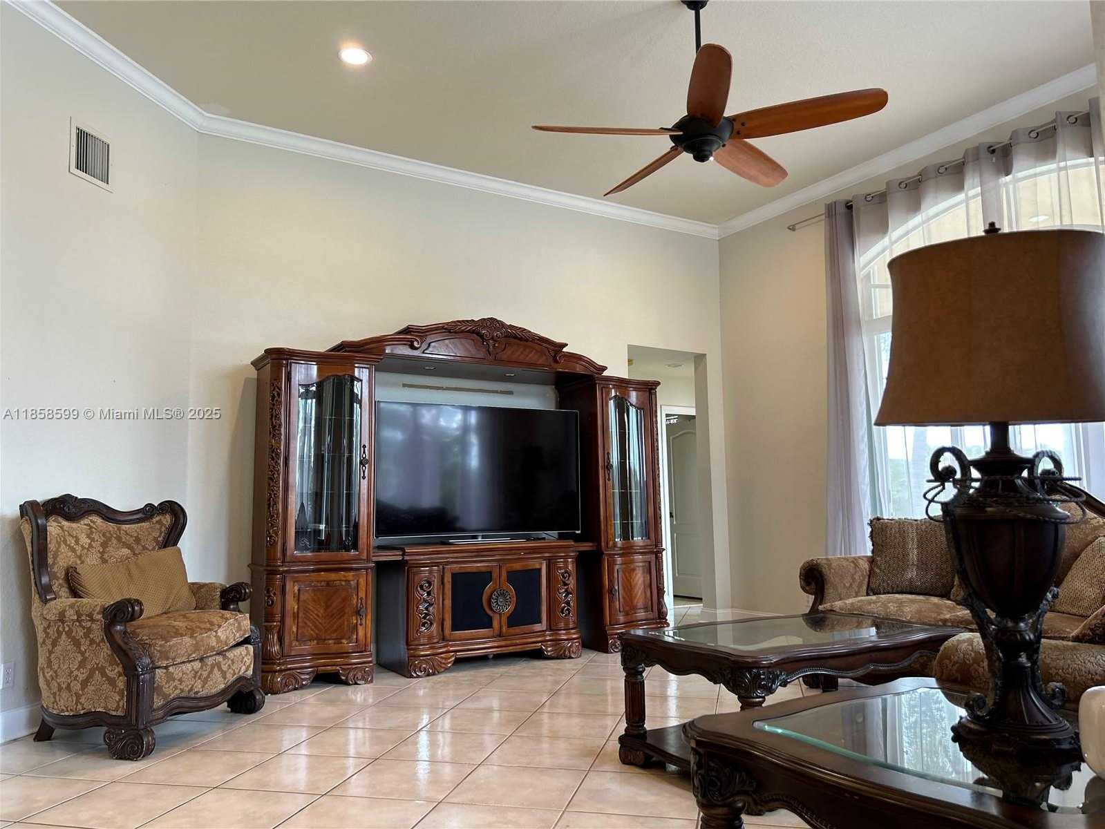 Small Image of 2726 MEADOWOOD DR #2726, Weston Number 18