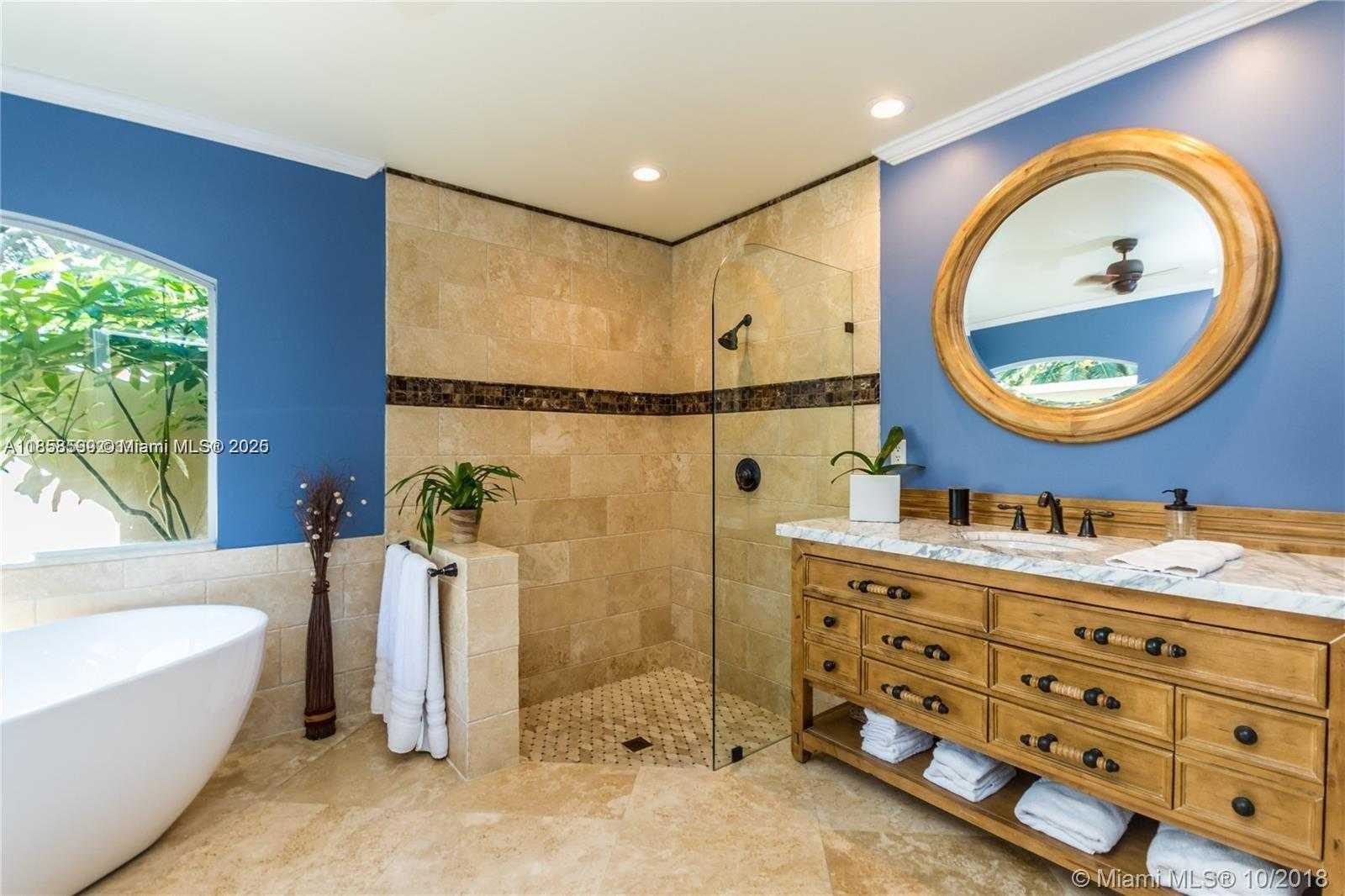 Small Image of 2726 MEADOWOOD DR #2726, Weston Number 24