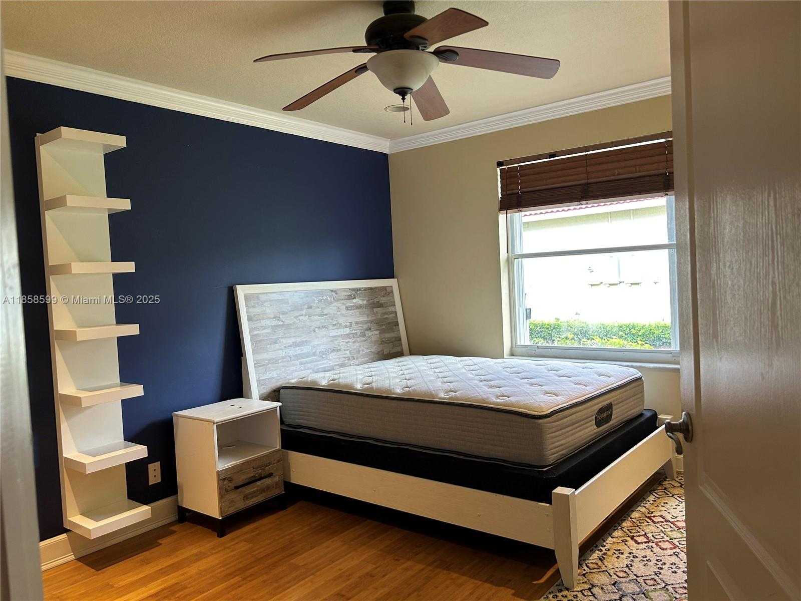 Small Image of 2726 MEADOWOOD DR #2726, Weston Number 25