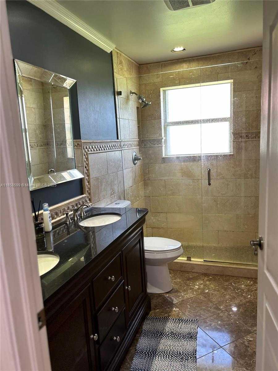 Small Image of 2726 MEADOWOOD DR #2726, Weston Number 26