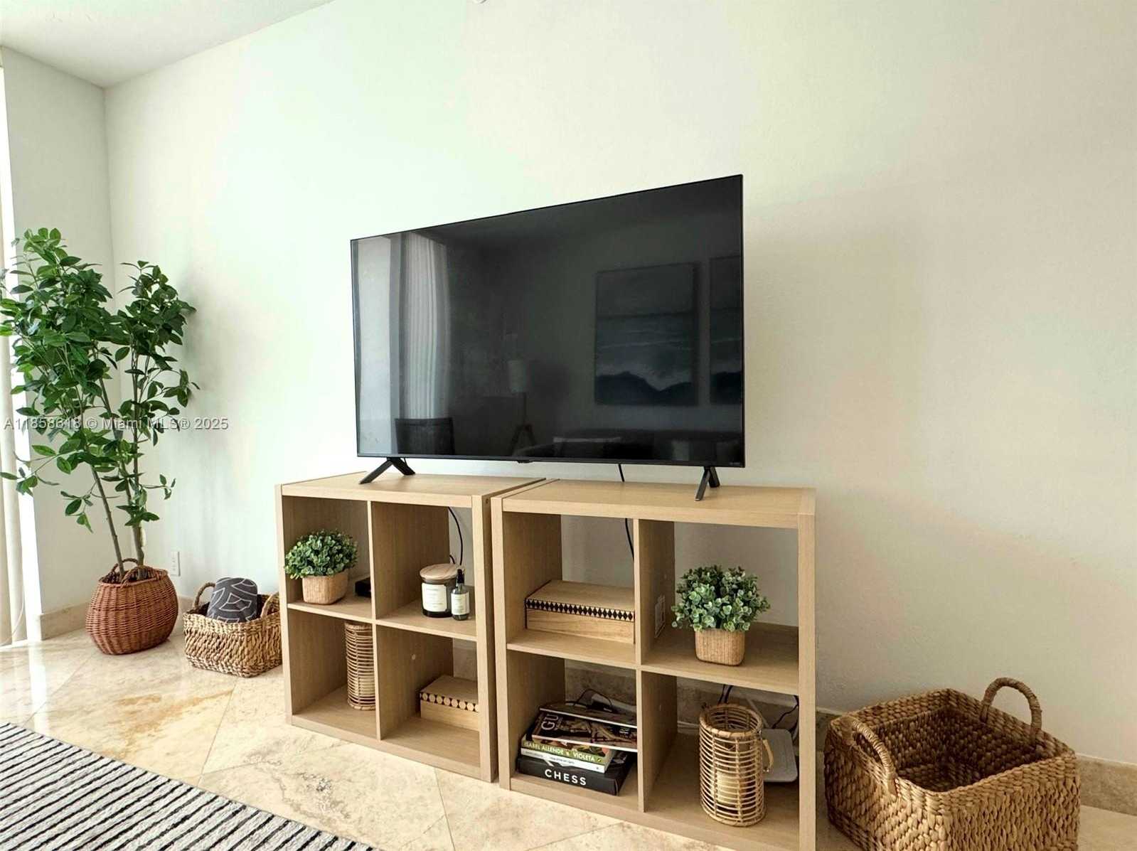 Small Image of 3001 SOUTH OCEAN DR #119, Hollywood Number 11